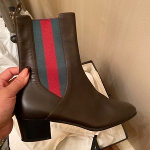 Excellent Condition Web Gucci Boots